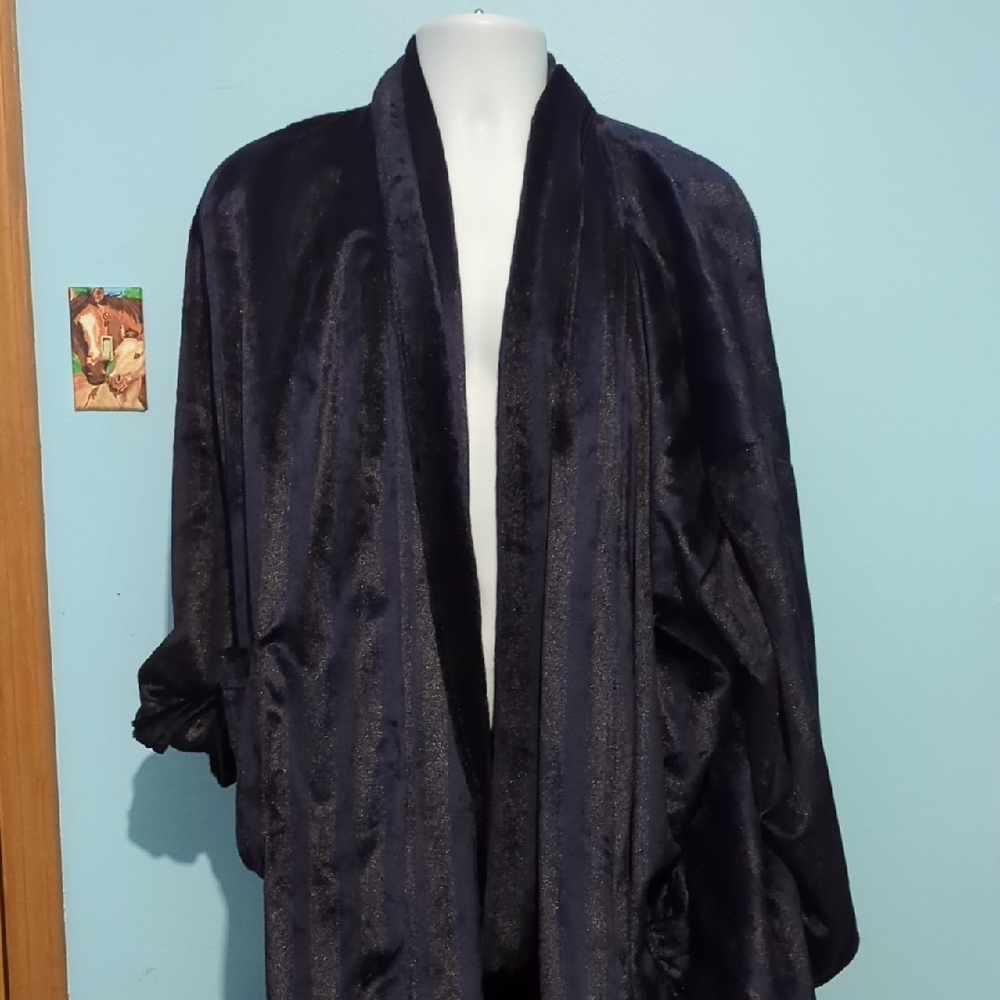 Sterling Majestic Elegant Black and Blue Kimono